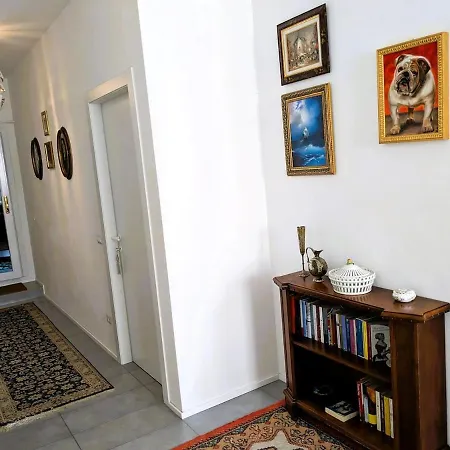 Beautiful New With Private Entrance And Parking 5 Min Walking From Center Apartment Bellano
