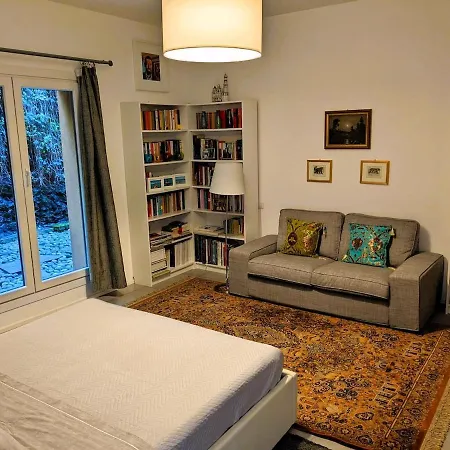 Beautiful New With Private Entrance And Parking 5 Min Walking From Center Lejlighed *
